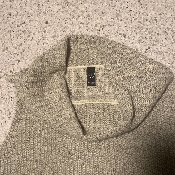 Windsor Tunic - Picture 2 of 2